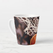 Tasse Latte Scoring de basket-ball (Angle gauche)