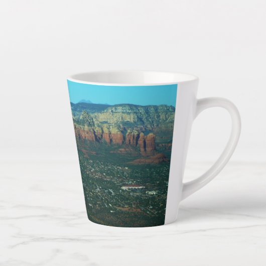 Tasse Latte Sedona et Coffee Pot Rock vus d'en haut (Droite)