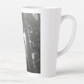 Tasse Latte Séquoia géantes dans le brouillard, CA (Droite)