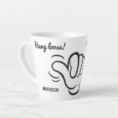 Tasse Latte Shaka du nom et de l'emplacement personnalisés (Angle gauche)