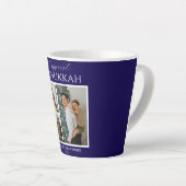 Tasse Latte Simple moderne Happiest Hanoukka Elegant 3 Photo (Angle droit)