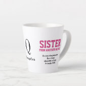 Tasse Latte SOEUR D'UN AUTRE MONogramme DE MISTRE (Angle droit)