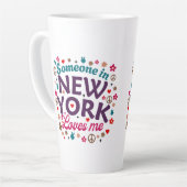 Tasse Latte Someone in New York Loves Me Retro Funny Design (Angle gauche)