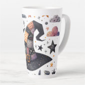 Tasse Latte Sorcière lunaire Casquette et magie céleste (Angle droit)