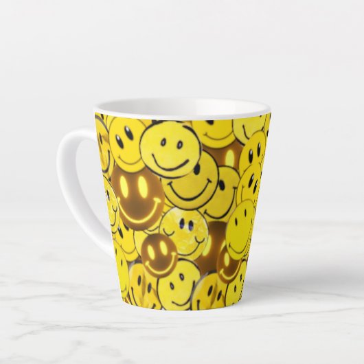Tasse Latte sourire (Angle gauche)