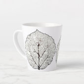 Tasse Latte Squelette de feuille de tremble 1 (Angle gauche)