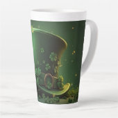 Tasse Latte St. Patrick’s Day Hat and Shamrock Design (Angle droit)
