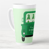 Tasse Latte St Patrick's Day Gnomes dans un camion (Angle gauche)