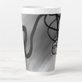 Tasse Latte Sur la grille : gris Abstrait, noir et blanc (Devant)