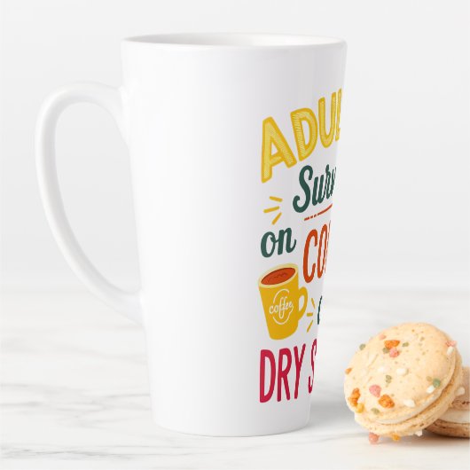 Tasse Latte Survie sur le café et le shampooing sec (En situation)