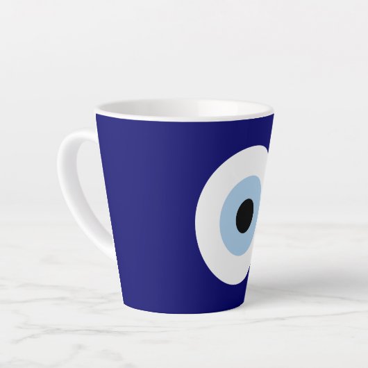 Tasse Latte Symbole de protection et de bonne chance (Angle gauche)