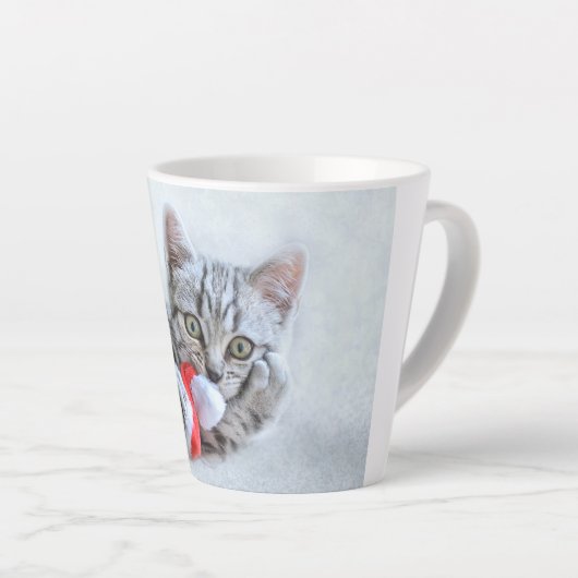 Tasse Latte Tabby gris mou Chat avec Noël Casquette (Angle droit)
