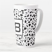 Tasse Latte Terrazzo noir blanc motif monogramme initial (Angle droit)