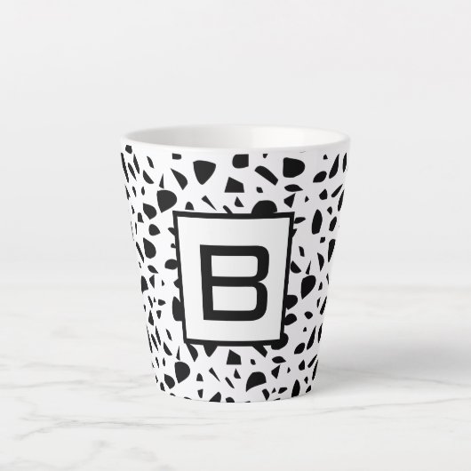 Tasse Latte Terrazzo noir blanc motif monogramme initial (Devant)