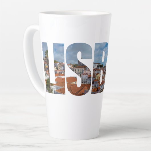 Tasse Latte Texte de Lisbonne composé de la vue panoramique de (Angle gauche)