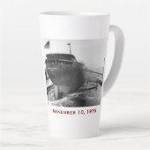 Tasse Latte The Edmund Fitzgerald with Crew Names (Angle droit)