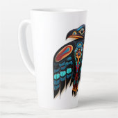 Tasse Latte totem du corbeau de Salish (Angle gauche)