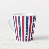 Tasse Latte Traces verticales avec étoiles Patriotique (Angle gauche)