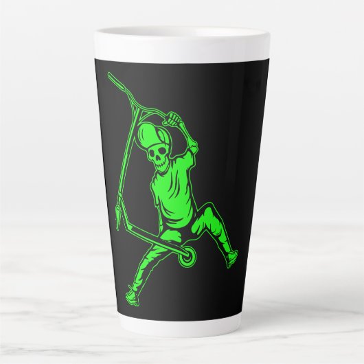 Tasse Latte Tricks de pilote de scooter libre Pro (Devant)