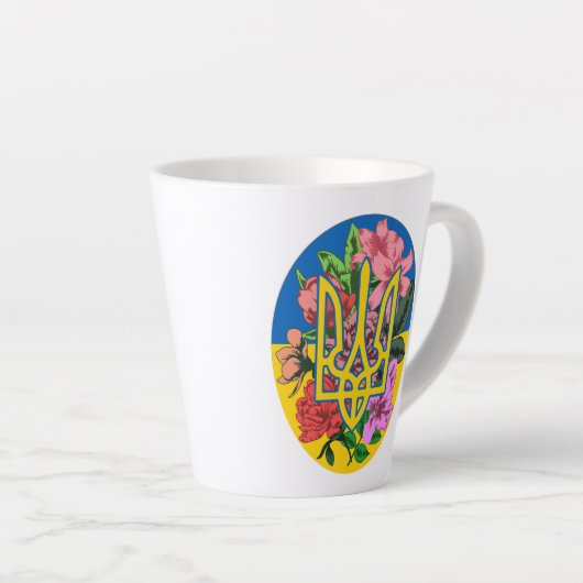 Tasse Latte Trident ukrainien et drapeau de l'Ukraine avec des (Angle droit)