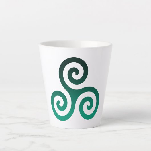 Tasse Latte Triskele vert (Devant)