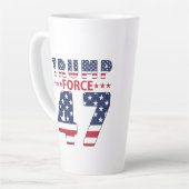Tasse Latte Trump Force 47 (Angle gauche)