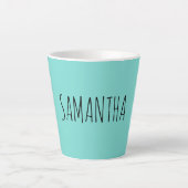 Tasse Latte Typographie moderne Nom Bleu Vert (Devant)