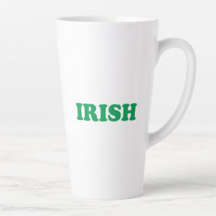 Tasse Latte Typographie moderne verte irlandaise St. Patrick's