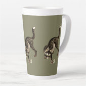 Tasse Latte Un chat japonais attrape une grenouille (Angle droit)