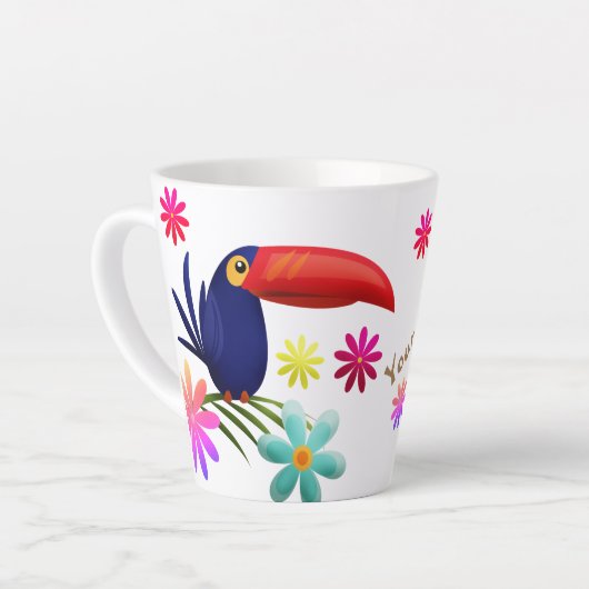 TASSE LATTE VIBE TROPICALE. FLEURS DE JUNGLE VIBRANTES. OISEAU (Angle gauche)