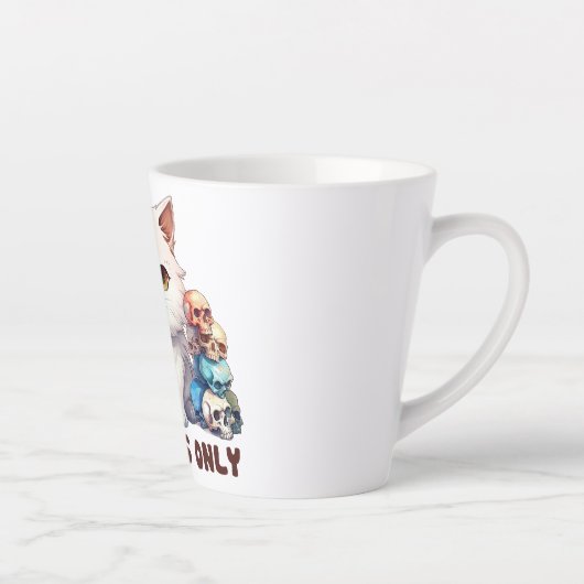 Tasse Latte Vibes incorrectes uniquement - Fierce Chat & Skuls (Droite)