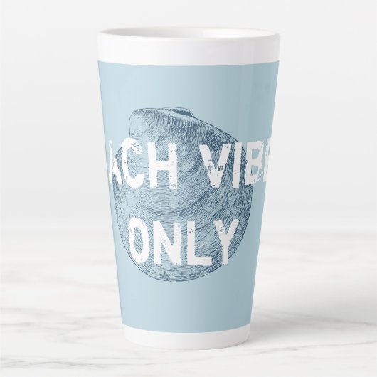 Tasse Latte Vibes Plage Seulement Police Distante (Devant)