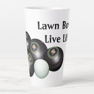 Tasse Latte Vie Vivante Et Jouer À La Pelouse Bowles,