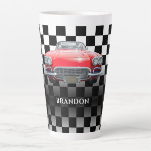 Tasse Latte Voiture de sport rouge, nom blanc, damier N/B
