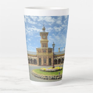 Tasse Latte Voyage à travers le temps à la gare d'Albury