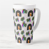 Tasse Latte Whimsical Boho Owl & Tropical Monstera Leaf (Angle droit)