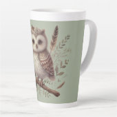 Tasse Latte Whimsical Woodland Owl Botanical Illustration (Angle droit)