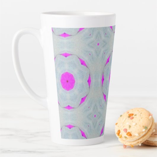 Tasse Latte Whisper Fuchsia (En situation)