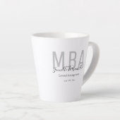 Tasse Latte White Grey Nom MBA Graduate (Angle droit)