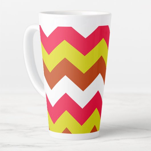 TASSE LATTE ZIGZAG PATTERN. (Angle gauche)