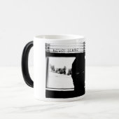 Tasse magique jamais seule (Devant gauche)