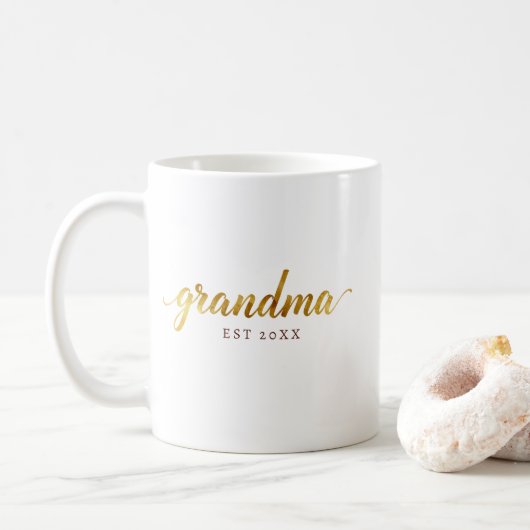 Tasse Mamie | Annonce personnalisée de bébé “EST” (Avec donut)