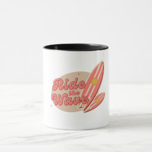 Tasse Marron Rose Vintage Surfe sur la Vague