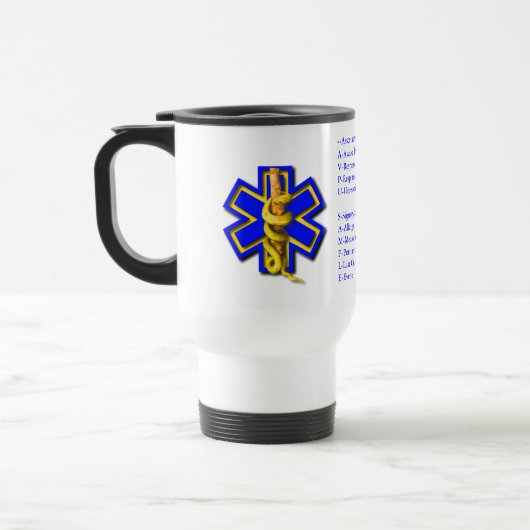 Tasse Médicale de la formation du premier (Gauche)