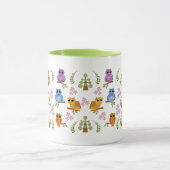 Tasse mignonne avec des hiboux, des arbres, des (Centre)