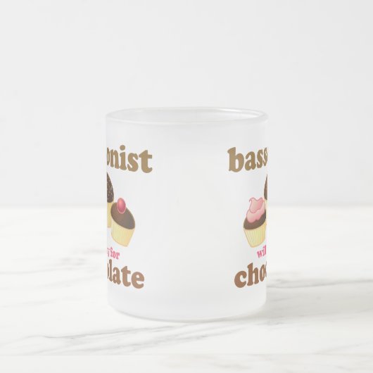 Tasse mignonne de basson (Centre)