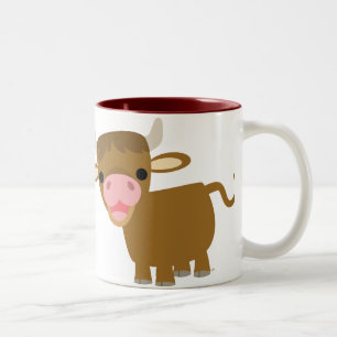 Tasse mignonne de boeuf de bande dessinée
