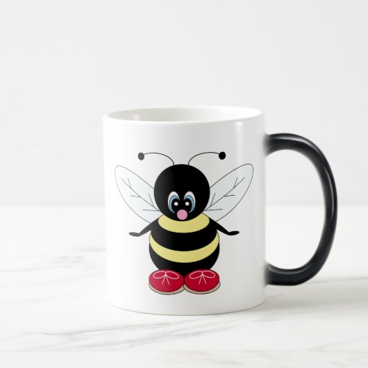 Tasse mignonne de bourdon (Droite)