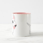 Tasse mignonne de bull-terrier de bande dessinée (Centre)