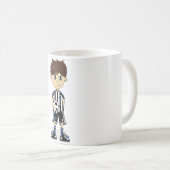 Tasse mignonne de garçon du football (Devant droit)